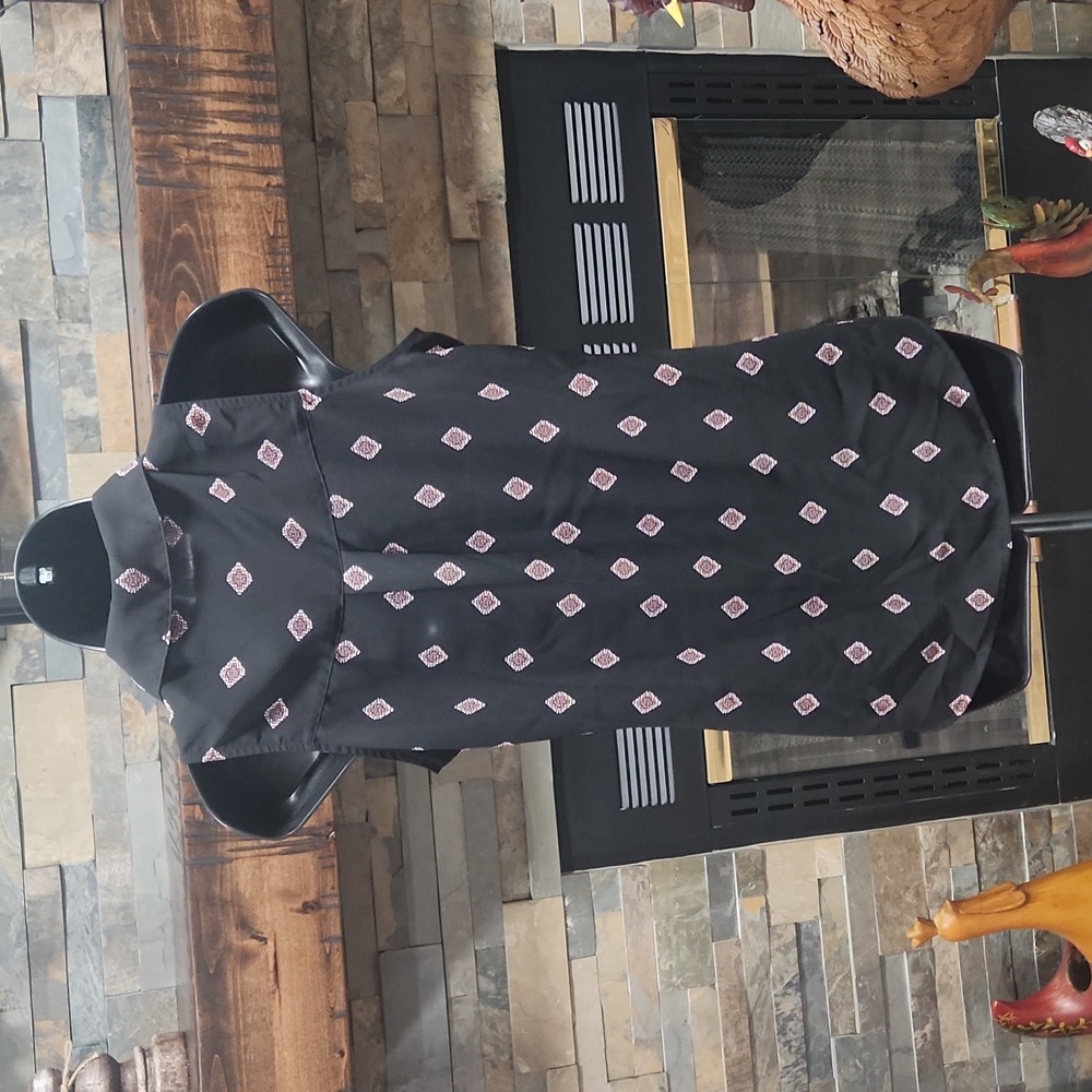 EXPRESS Sleeveless button-down top - Picture 6 of 10